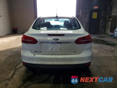 Zdjęcie 6 z 11 samochodu: 2015 FORD FOCUS SE VIN:1FADP3F22FL383458 - miniatura