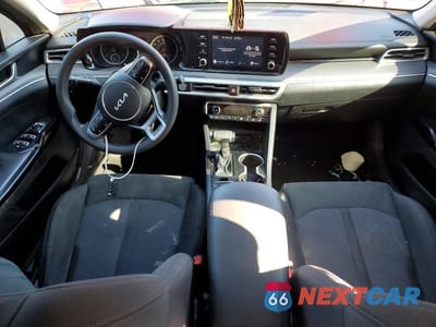 Zdjęcie 8 z 12 samochodu: 2022 KIA K5 LXS VIN:5XXG14J28NG114319 - miniatura