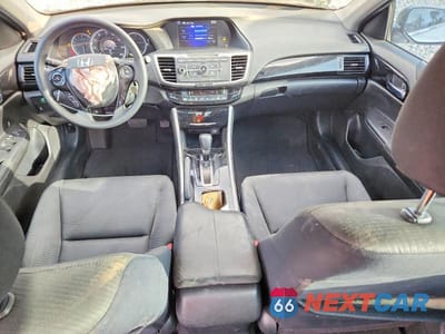 Zdjęcie 8 z 12 samochodu: 2017 HONDA ACCORD LX VIN:1HGCR2F3XHA177226 - miniatura