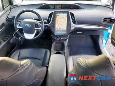 Zdjęcie 8 z 13 samochodu: 2019 TOYOTA PRIUS PRIME VIN:JTDKARFP3K3116910 - miniatura
