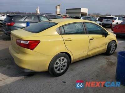 Trzecie zdjęcie samochodu z tyłu: 2016 KIA RIO LX VIN:KNADM4A36G6681890 - miniatura