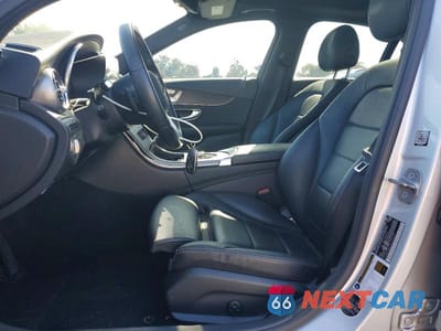 Zdjęcie 7 z 11 samochodu: 2019 MERCEDES-BENZ C 300 4MATIC VIN:55SWF8EB6KU292029 - miniatura