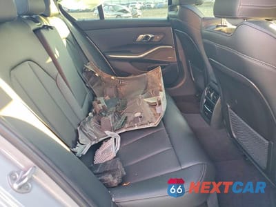 Zdjęcie 10 z 12 samochodu: 2023 BMW 330XE VIN:3MW39FS00P8C94581 - miniatura