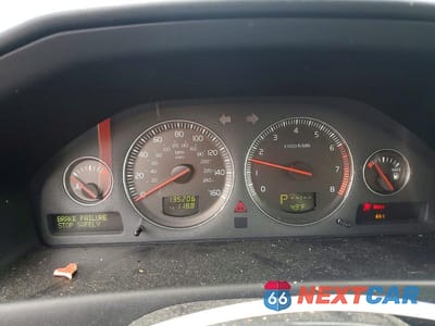 Zdjęcie 9 z 11 samochodu: 2005 VOLVO S60 2.5T VIN:YV1RS592752441245 - miniatura