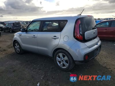Drugie zdjęcie samochodu z przodu: 2018 KIA SOUL VIN:KNDJN2A28J7596016 - miniatura