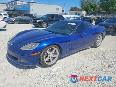 2005 CHEVROLET CORVETTE 1G1YY24U355105557 - główne zdjęcie licytacji z USA - miniatura