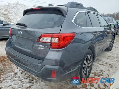 Trzecie zdjęcie samochodu z tyłu: 2018 SUBARU OUTBACK 3.6R LIMITED VIN:4S4BSENC3J3340502 - miniatura