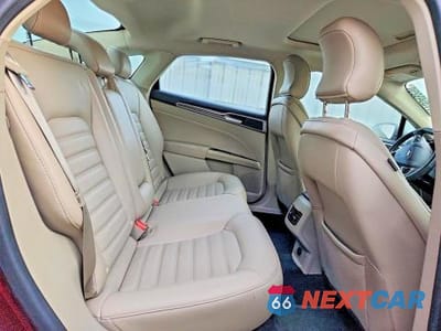 Zdjęcie 10 z 12 samochodu: 2018 FORD FUSION SE VIN:3FA6P0HD0JR284525 - miniatura