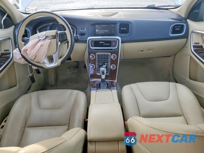 Zdjęcie 8 z 12 samochodu: 2015 VOLVO S60 PLATINUM VIN:YV140MFM2F1344879 - miniatura