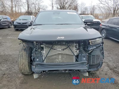 Piąte zdjęcie samochodu w środku: 2025 JEEP GRAND CHEROKEE LIMITED VIN:1C4RJHBG5SC272221 - miniatura