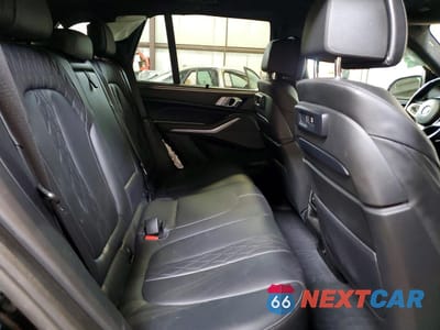 Zdjęcie 11 z 13 samochodu: 2021 BMW X5 M50I VIN:5UXJU4C08M9F56328 - miniatura