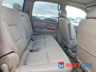 Zdjęcie 10 z 12 samochodu: 2004 TOYOTA TUNDRA LIMITED VIN:5TBDT481X4S463465 - miniatura