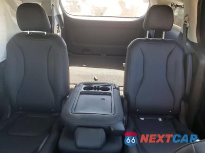 Zdjęcie 10 z 13 samochodu: 2026 KIA CARNIVAL HYBRID SX VIN:KNDNE5KA8T6102089 - miniatura