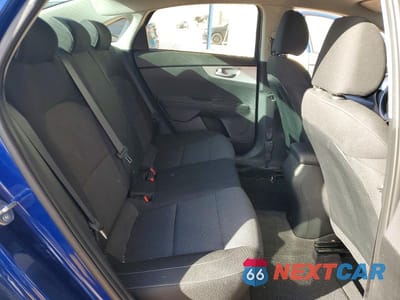 Zdjęcie 10 z 12 samochodu: 2023 KIA FORTE LXS VIN:3KPF24AD9PE693178 - miniatura