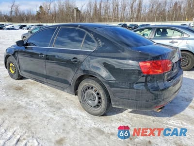 Drugie zdjęcie samochodu z przodu: 2013 VOLKSWAGEN JETTA VIN:3VWDP7AJ3DM367200 - miniatura