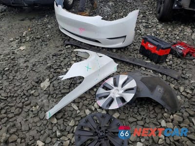 Zdjęcie 12 z 13 samochodu: 2023 TESLA MODEL Y VIN:7SAYGDEE8PA093243 - miniatura