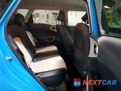 Zdjęcie 10 z 12 samochodu: 2023 KIA SOUL GT-LINE VIN:KNDJ53AU5P7198780 - miniatura