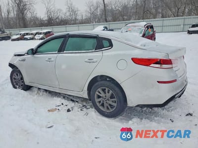 Drugie zdjęcie samochodu z przodu: 2020 KIA OPTIMA LX VIN:5XXGT4L34LG437778 - miniatura