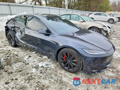 Czwarte zdjęcie samochodu z boku: 2024 TESLA MODEL 3 VIN:5YJ3E1ET0RF847767 - miniatura