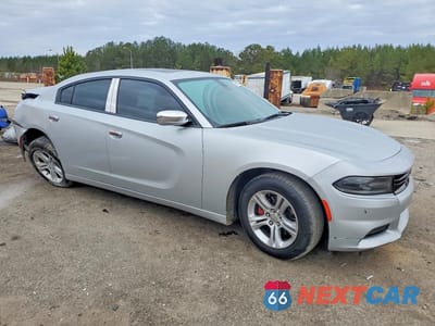 Czwarte zdjęcie samochodu z boku: 2020 DODGE CHARGER SXT VIN:2C3CDXBG8LH135459 - miniatura