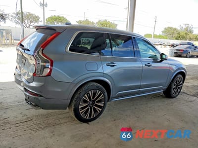 Trzecie zdjęcie samochodu z tyłu: 2020 VOLVO XC90 T6 MOMENTUM VIN:YV4A22PK3L1603411 - miniatura
