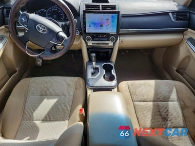 Zdjęcie 8 z 12 samochodu: 2012 TOYOTA CAMRY HYB VIN:4T1BD1FK9CU053557 - miniatura