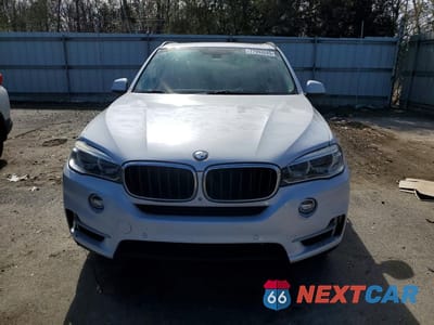 Piąte zdjęcie samochodu w środku: 2015 BMW X5 SDRIVE35I VIN:5UXKR2C5XF0H36858 - miniatura