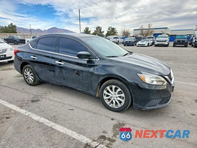 Czwarte zdjęcie samochodu z boku: 2018 NISSAN SENTRA SV VIN:3N1AB7AP6JL636030 - miniatura