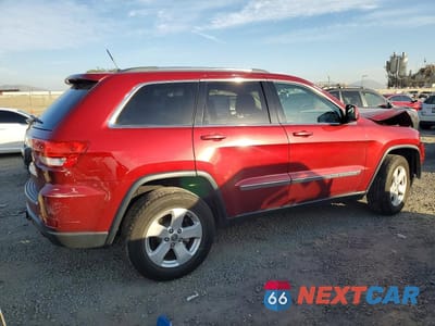 Trzecie zdjęcie samochodu z tyłu: 2013 JEEP GRAND CHEROKEE LAREDO VIN:1C4RJFAG1DC528587 - miniatura