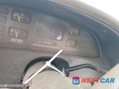 Zdjęcie 9 z 11 samochodu: 1996 CHEVROLET CAPRICE / IMPALA CLASSIC SS VIN:1G1BL52P7TR168699 - miniatura