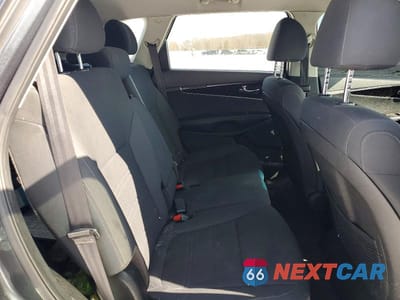 Zdjęcie 11 z 12 samochodu: 2020 KIA SORENTO VIN:5XYPG4A32LG681027 - miniatura