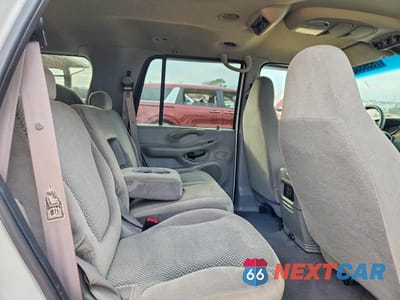 Zdjęcie 11 z 13 samochodu: 2000 FORD EXPEDITION XLT VIN:1FMRU1565YLA60022 - miniatura