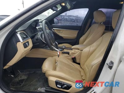 Zdjęcie 7 z 12 samochodu: 2017 BMW 330 I VIN:WBA8B9C5XHK884664 - miniatura