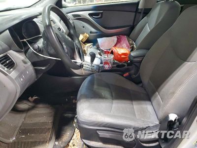 Zdjęcie 7 z 11 samochodu: 2013 HYUNDAI ELANTRAGLS VIN:5NPDH4AEXDH180916 - miniatura