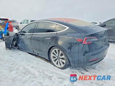 Drugie zdjęcie samochodu z przodu: 2018 TESLA MODEL 3 VIN:5YJ3E1EA4JF179443 - miniatura