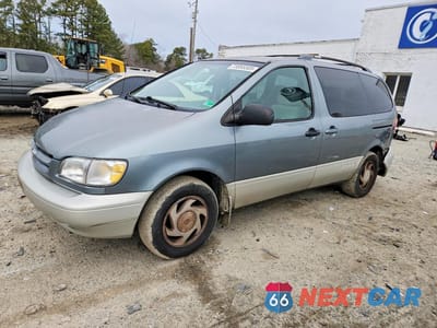 2000 TOYOTA SIENNA LE 4T3ZF13C1YU220272 - główne zdjęcie licytacji z USA - miniatura