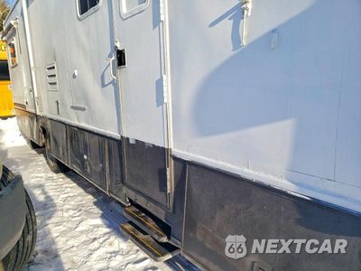 Zdjęcie 10 z 10 samochodu: 2003 FORD F550 SUPER - RV VIN:1FCNF53SX30A05239 - miniatura