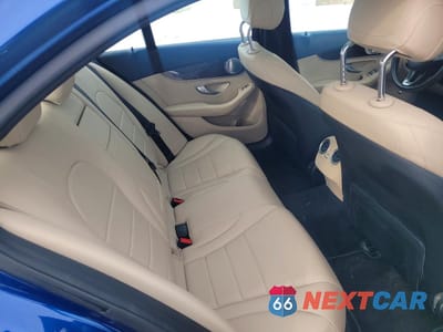 Zdjęcie 6 z 10 samochodu: 2018 MERCEDES-BENZ C 300 4MATIC VIN:55SWF4KB2JU260741 - miniatura