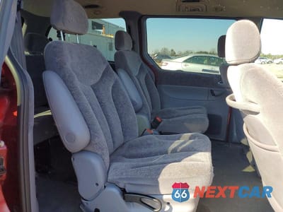 Zdjęcie 11 z 12 samochodu: 2000 CHRYSLER TOWN & COUNTRY LX VIN:1C4GP44G9YB735567 - miniatura