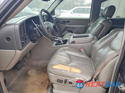 Zdjęcie 7 z 12 samochodu: 2005 CHEVROLET TAHOE C1500 VIN:1GNEC13T95J140078 - miniatura