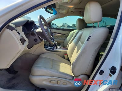 Zdjęcie 7 z 13 samochodu: 2015 INFINITI Q70L 3.7 VIN:JN1BY1PPXFM601608 - miniatura