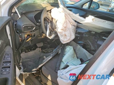 Zdjęcie 8 z 12 samochodu: 2020 HYUNDAI SANTA FE SEL VIN:5NMS33AD1LH286562 - miniatura