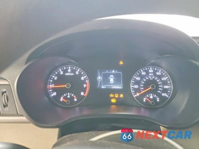 Zdjęcie 9 z 11 samochodu: 2018 KIA OPTIMA LX VIN:5XXGT4L3XJG245648 - miniatura