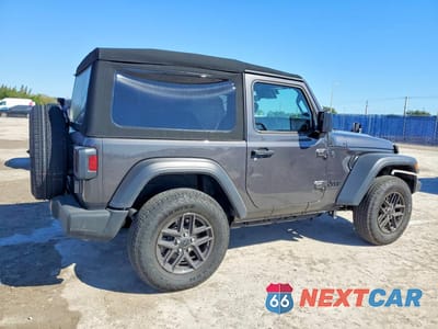 Trzecie zdjęcie samochodu z tyłu: 2024 JEEP WRANGLER SPORT VIN:1C4PJXAG4RW358499 - miniatura