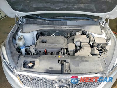Zdjęcie 12 z 13 samochodu: 2016 KIA SORENTO LX VIN:5XYPG4A35GG095525 - miniatura