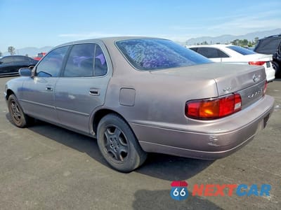 Drugie zdjęcie samochodu z przodu: 1995 TOYOTA CAMRY LE V6 VIN:4T1GK12E1SU081332 - miniatura