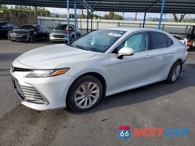 2023 TOYOTA CAMRY LE 4T1C11AK3PU158833 - główne zdjęcie licytacji z USA - miniatura