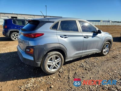 Trzecie zdjęcie samochodu z tyłu: 2020 HYUNDAI KONA SE VIN:KM8K1CAA8LU494020 - miniatura