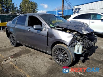 Czwarte zdjęcie samochodu z boku: 2010 FORD FOCUS SES VIN:1FAHP3GNXAW293007 - miniatura