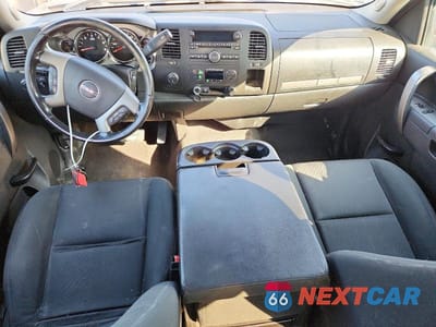 Zdjęcie 8 z 11 samochodu: 2013 GMC SIERRA K1500 SLE VIN:3GTP2VE73DG186162 - miniatura